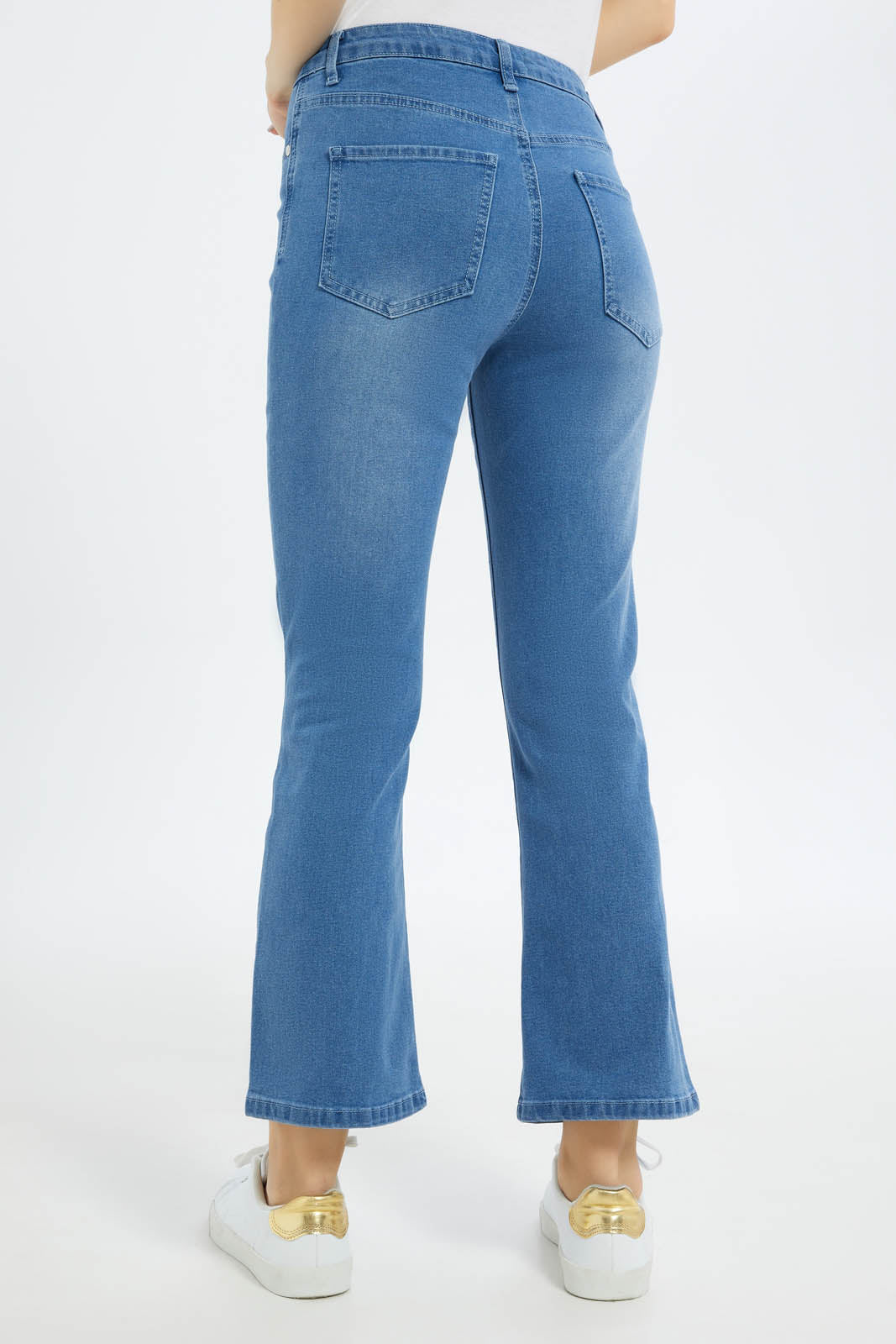 Redtag-Women-Light-Wash-High-Waist-Fit-And-Flare-Jeans-Category:Jeans,-Colour:Light-Wash,-Deals:New-In,-Filter:Women's-Clothing,-FIT-WALL-(FTW),-New-In-Women-APL,-Non-Sale,-S23C,-Section:Women,-Women-Jeans-Women's-