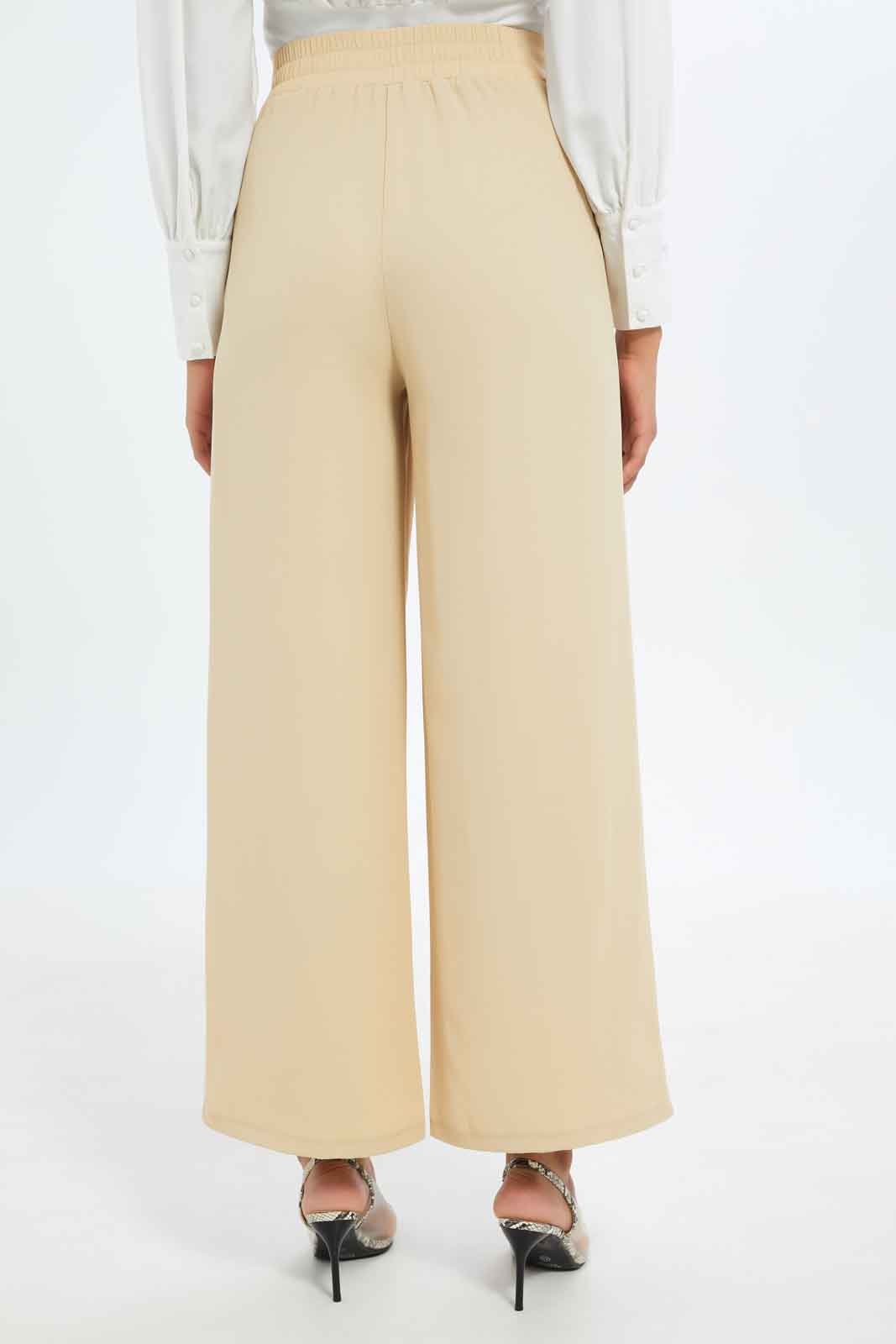 Redtag-Women-Button-Detail-Wide-Leg-Trouser-Category:Trousers,-Colour:Beige,-Deals:New-In,-Filter:Women's-Clothing,-New-In-Women-APL,-Non-Sale,-S23C,-Section:Women,-Women-Trousers-Women's-