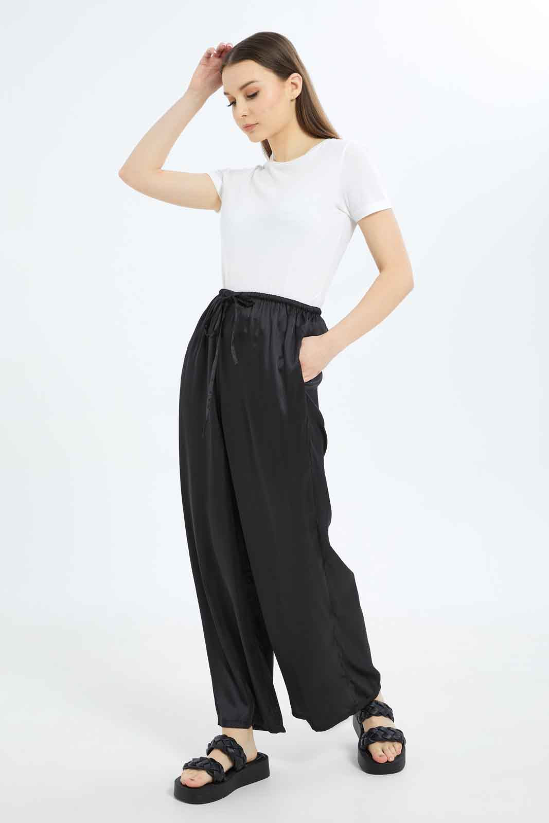 Redtag-Women-Black-Drawstring-Wide-Leg-Trouser-Category:Trousers,-Colour:Black,-Deals:New-In,-Filter:Women's-Clothing,-New-In-Women-APL,-Non-Sale,-S23B,-Section:Women,-Women-Trousers-Women's-
