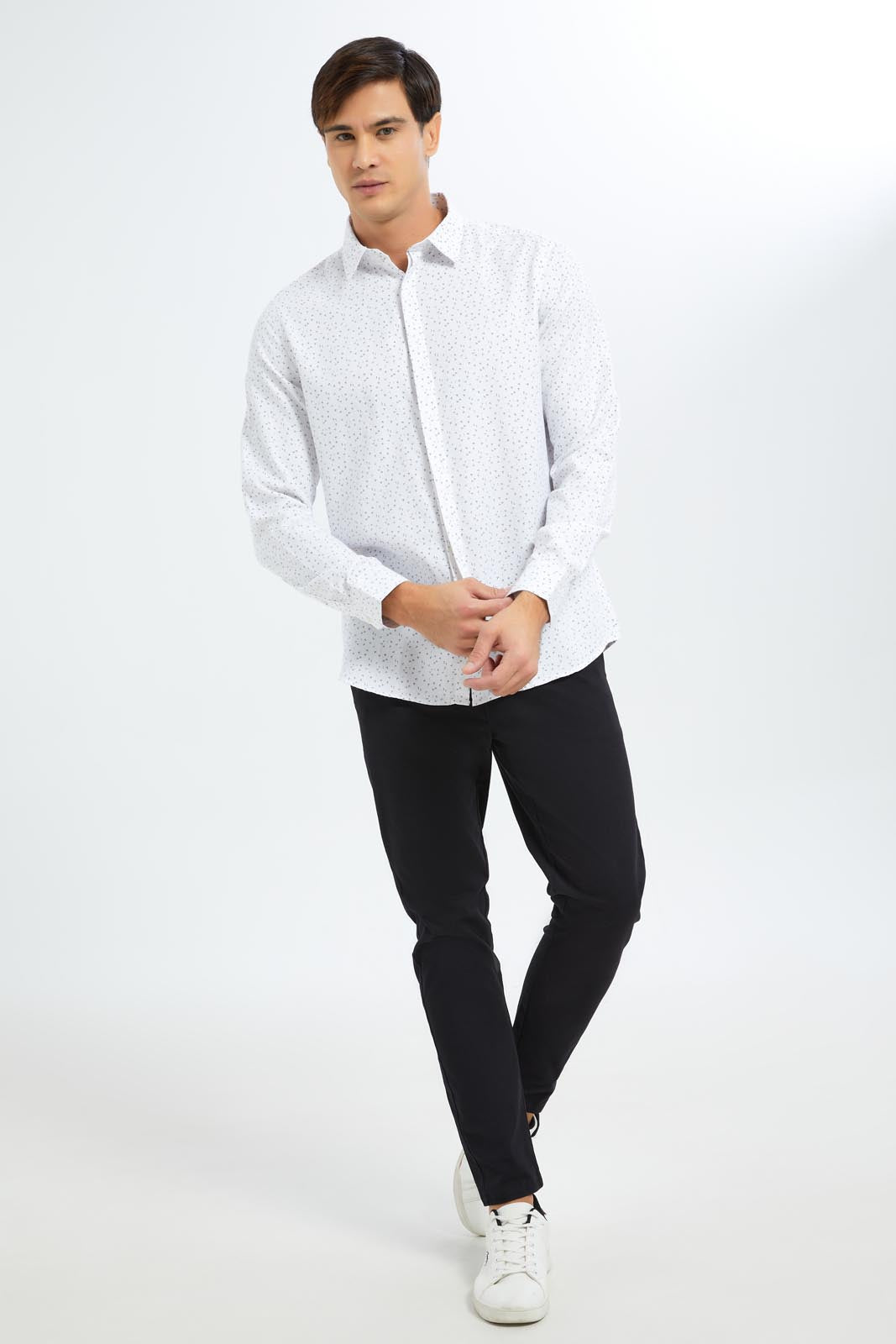 Redtag-Men-Formal-Shirt-365,-CAPSULE-BUY,-Category:Shirts,-Colour:White,-Deals:New-In,-Filter:Men's-Clothing,-Men-Shirts,-New-In-Men-APL,-Non-Sale,-Section:Men-Men's-