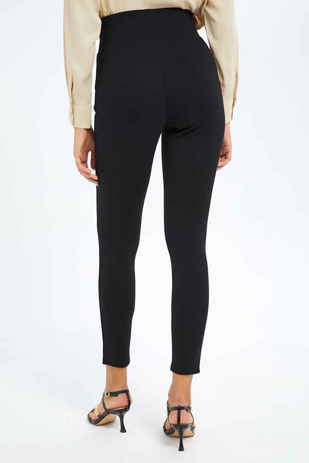 Redtag-Women-Black-Front-Button-Detail-Legging-Category:Leggings,-Colour:Black,-Deals:New-In,-Filter:Women's-Clothing,-New-In-Women-APL,-Non-Sale,-S23C,-Section:Women,-Women-Leggings-Women's-