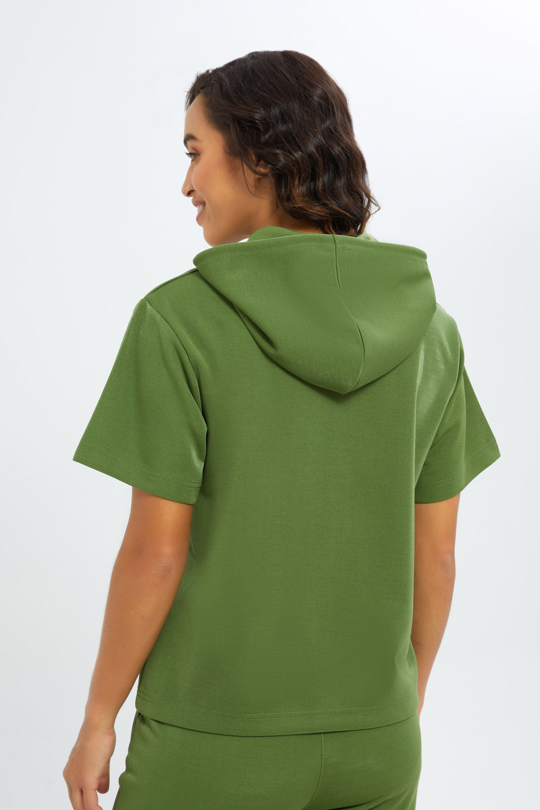 Redtag-Women-Green-Short-Sleeve-Hoodie-Sweatshirt-Category:Sweatshirts,-Colour:Green,-Deals:New-In,-Filter:Women's-Clothing,-H1:LWR,-H2:LAD,-H3:SPW,-H4:ASS,-New-In-Women-APL,-Non-Sale,-S23C,-Season:S23C,-Section:Women,-Women-Sweatshirts-Women's-