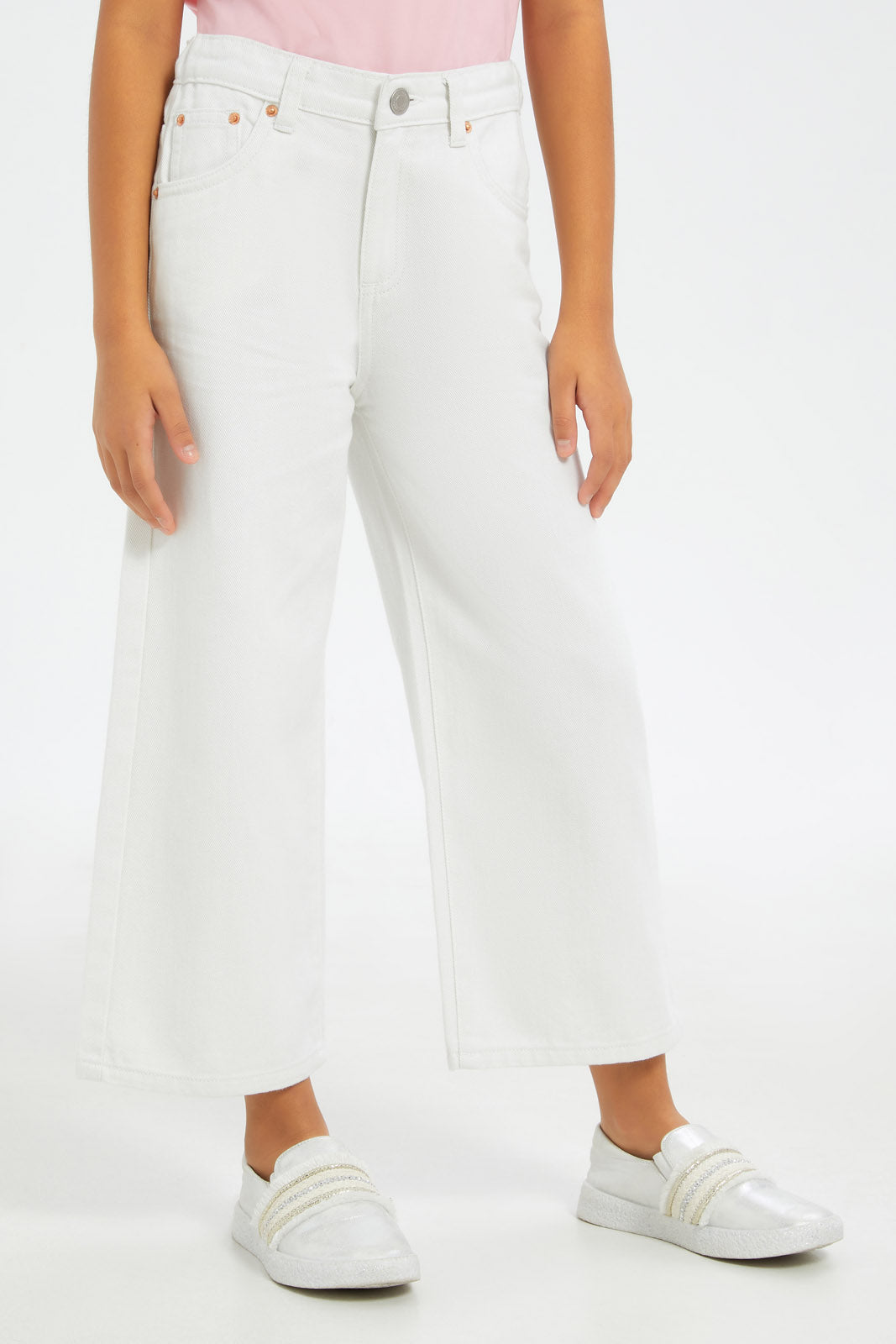 Redtag-Girls-White-Straight-Fit-Jeans-Category:Jeans,-Colour:White,-Deals:New-In,-Filter:Girls-(2-to-8-Yrs),-FIT-WALL-(FTW),-GIR-Jeans,-H1:KWR,-H2:GIR,-H3:DNB,-H4:JNS,-New-In-GIR-APL,-Non-Sale,-S23C,-Season:S23C,-Section:Girls-(0-to-14Yrs)-Girls-2 to 8 Years