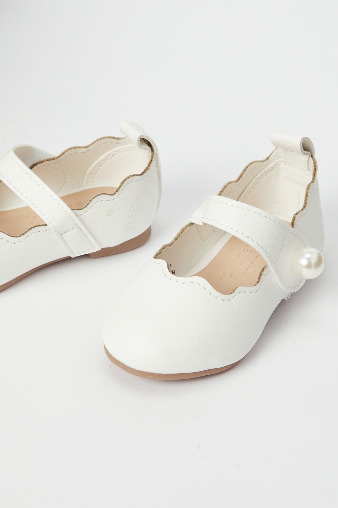 Redtag-White-Pearl-Detail-Ballerina-Category:Shoes,-Colour:White,-Deals:New-In,-Filter:Girls-Footwear-(1-to-3-Yrs),-H1:FOO,-H2:ING,-H3:SHO,-H4:CAH,-ING-Shoes,-N/A,-New-In-ING-FOO,-Non-Sale,-S23B,-Season:S23B,-Section:Girls-(0-to-14Yrs)-Infant-Girls-1 to 3 Years