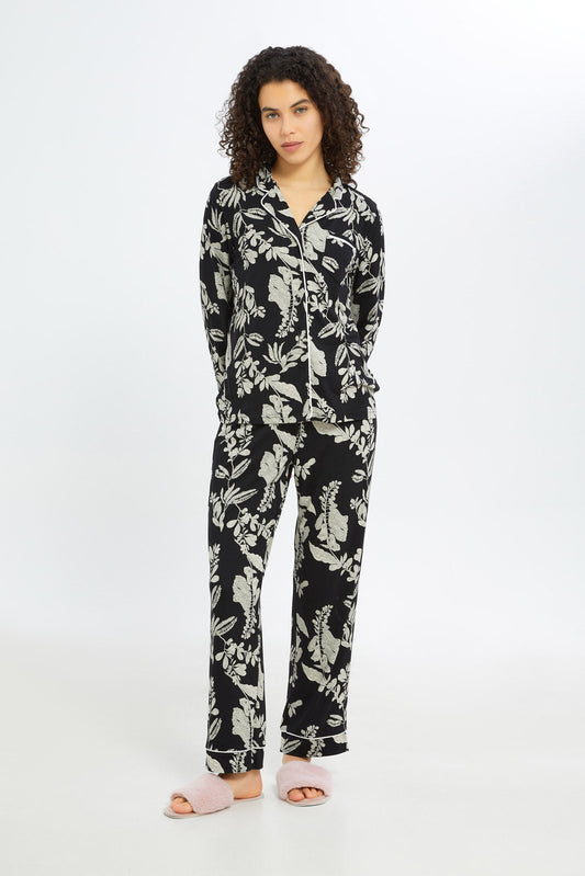 Redtag-Women-Black-Aop-Long-Sleeves-Classic-Pajama-Set-Category:Pyjama-Sets,-Colour:Black,-Deals:New-In,-Filter:Women's-Clothing,-H1:LWR,-H2:LDN,-H3:NWR,-H4:PJS,-New-In-Women-APL,-Non-Sale,-RMD,-S23C,-Season:S23C,-Section:Women,-Women-Pyjama-Sets--