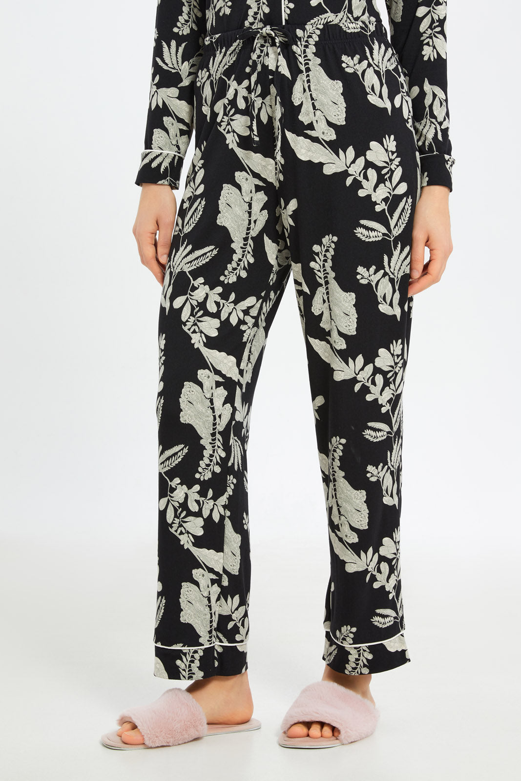 Redtag-Women-Black-Aop-Long-Sleeves-Classic-Pajama-Set-Category:Pyjama-Sets,-Colour:Black,-Deals:New-In,-Filter:Women's-Clothing,-H1:LWR,-H2:LDN,-H3:NWR,-H4:PJS,-New-In-Women-APL,-Non-Sale,-RMD,-S23C,-Season:S23C,-Section:Women,-Women-Pyjama-Sets--