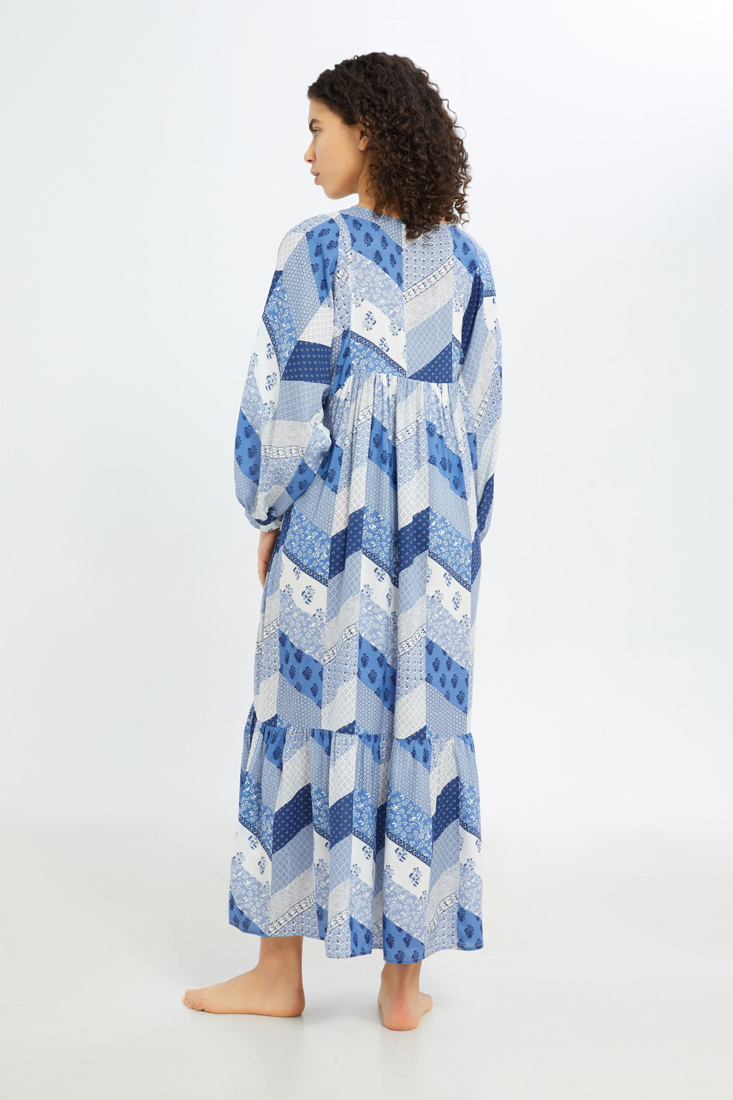 Redtag-Women-Blue-Aop-Long-Sleeves-Nightgown-Category:Nightgowns,-Colour:Blue,-Deals:New-In,-Filter:Women's-Clothing,-H1:LWR,-H2:LDN,-H3:NWR,-H4:NGN,-New-In-Women-APL,-Non-Sale,-RMD,-S23C,-Season:S23C,-Section:Women,-Women-Nightgowns--