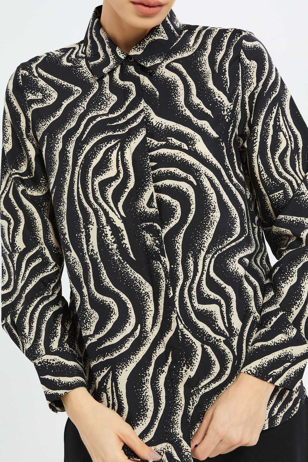 Redtag-Women-Assorted-Printed-Long-Sleeve-Blouse-Category:Blouses,-Colour:Assorted,-Deals:New-In,-Filter:Women's-Clothing,-H1:LWR,-H2:LDC,-H3:BLO,-H4:CBL,-LDC,-LDC-Blouses,-New-In-LDC-APL,-Non-Sale,-S23C,-Season:S23C,-Section:Women-Women's-